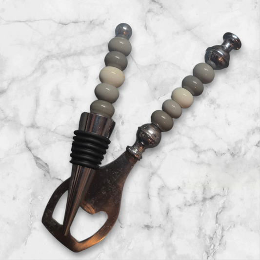 Flaschenöffner und Weinkorken